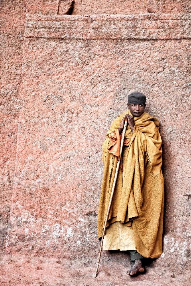 Lalibela monk van Trevor Cole
