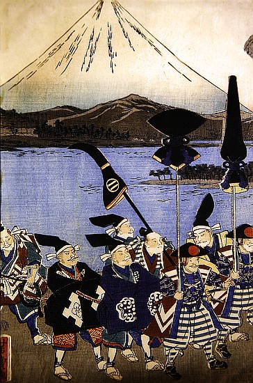 The Daimyo''s entourage before Mount Fuji van Utagawa Yoshitora