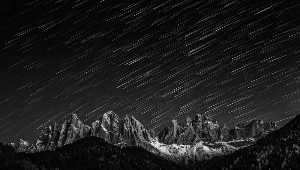 Starfall in the Dolomites van Valeriy Shcherbina