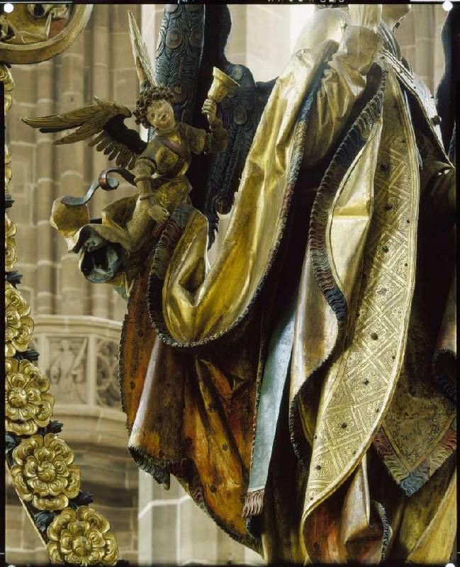 Der Englische Gruß: Engel mit Glocke und Gewanddetail des Engel Gabriel van Veit Stoß