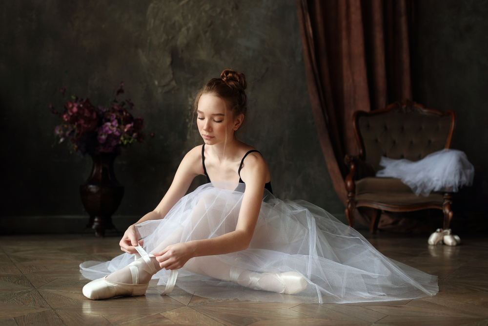 The young ballerina 2 van Victoria Glinka