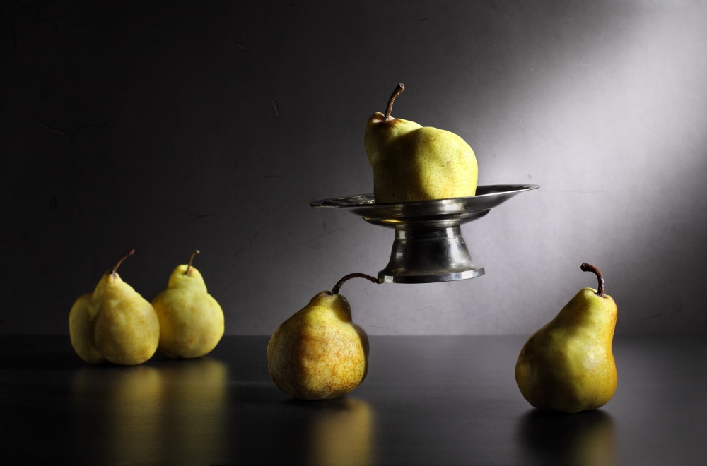 The power of a pear or Pearcules van Victoria Glinka