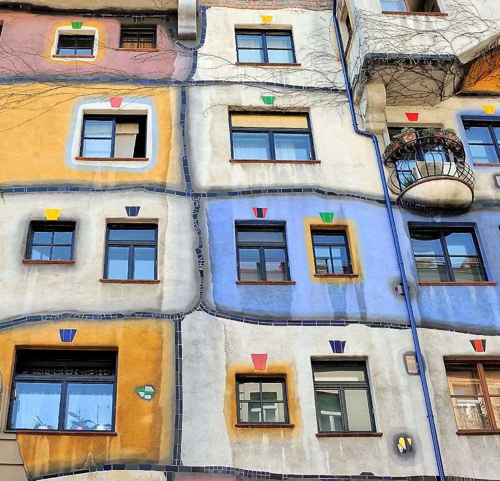 Windows of Hundertwasser van Yair Tzur