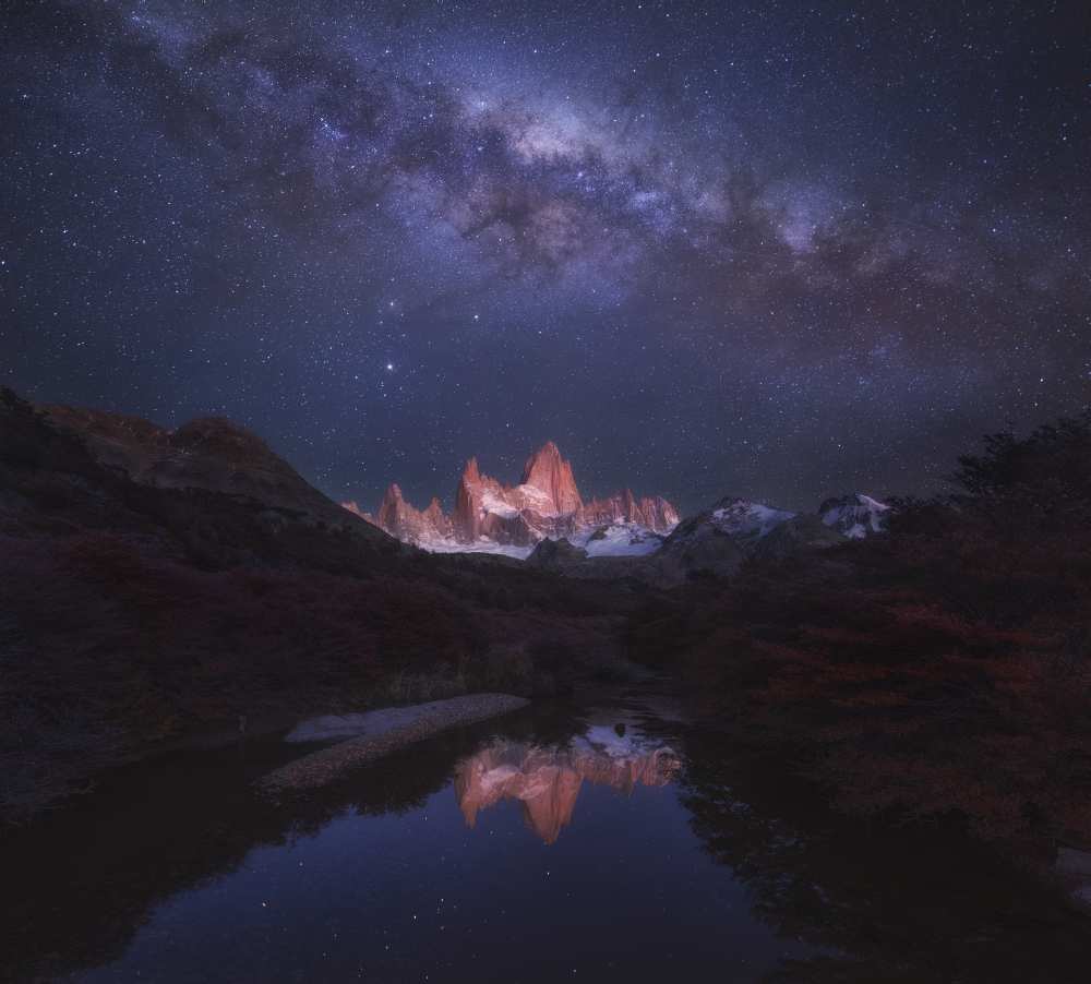 Patagonia Autumn Night van Yan Zhang